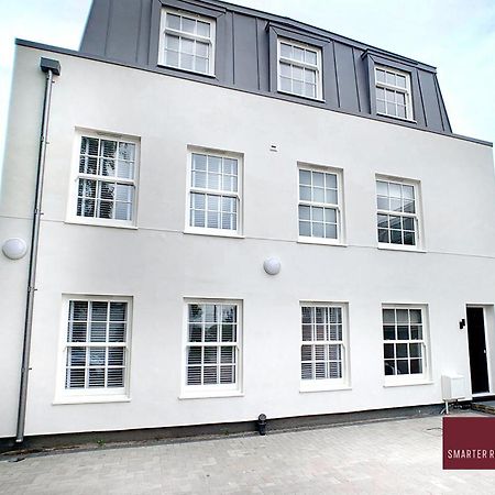 Eton, Windsor - 1 Bedroom Ground Floor Apartment - With Parking Exterior photo